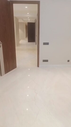 Room in 4 BHK Builder Floor at Greater Kailash – for Sale