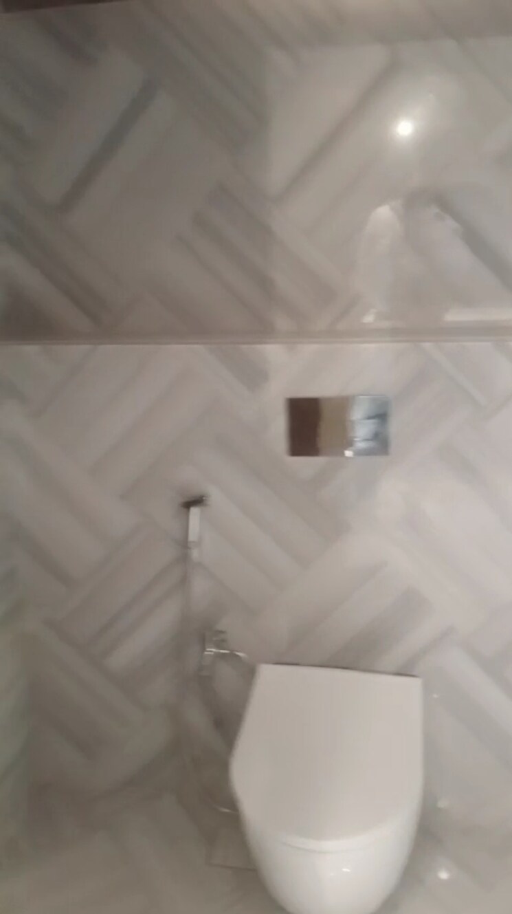 Bathroom, greater kailash 4 Bedroom 550 Sq.Yd. Builder Floor In Greater Kailash Delhi 9256414