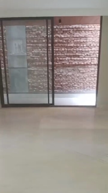 Room in 4 BHK Builder Floor at Greater Kailash – for Sale
