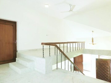 Staircase in 5 BHK Independent House at Saket – for Rent