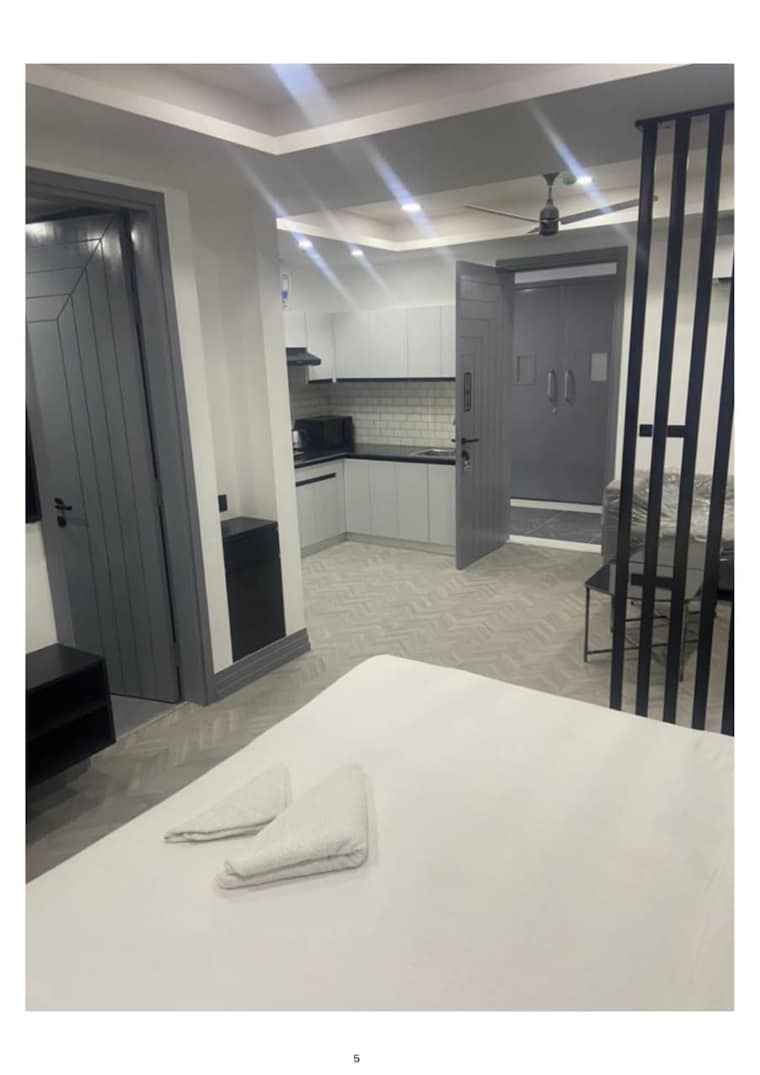 undefined, dlf-building-10 1 Bedroom 650 Sq.Ft. Apartment In Dlf Phase ii Gurgaon 9256433