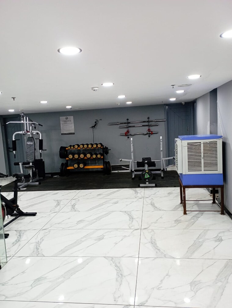  Parking, dlf-building-10 1 Bedroom 650 Sq.Ft. Apartment In Dlf Phase ii Gurgaon 9256433