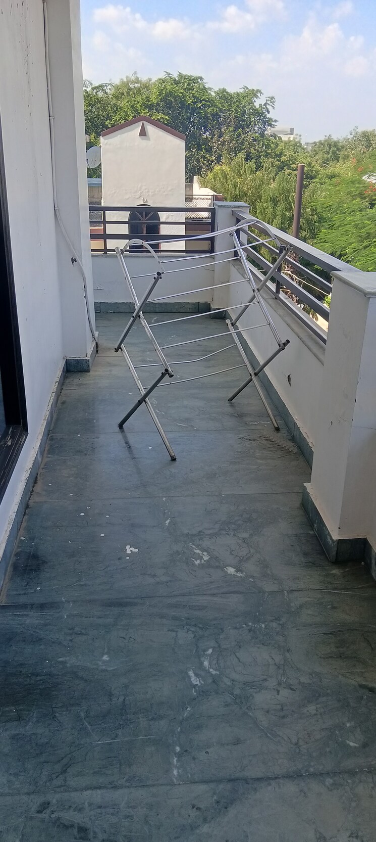 Balcony, sl-apartments-sector-49 1 RK 550 Sq.Ft. Builder Floor In Sector 49 Noida 9256440