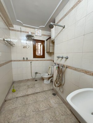 Bathroom in 2 BHK Builder Floor at Masjid Moth DDA Flats RWA, Greater Kailash I – for Rent