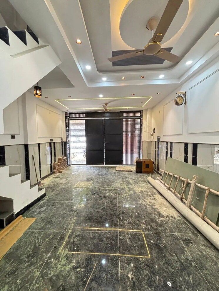 Living Room, sa-homes-i 4 Bedroom 495 Sq.Ft. Independent House In Uttam Nagar Delhi 9256449