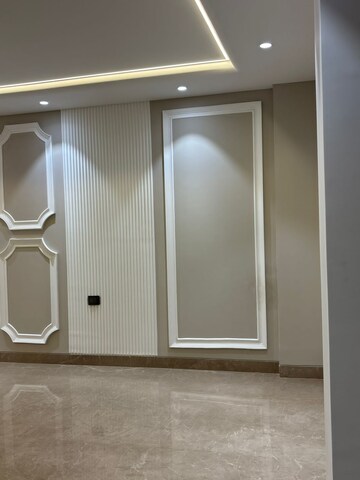 Building Lobby in 4 BHK Builder Floor at Greater Kailash ii – for Rent