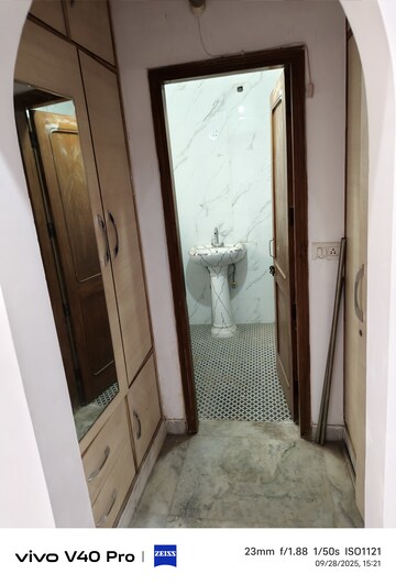 Building Lobby in 3.5 BHK Builder Floor at Laxmi Nagar – for Sale