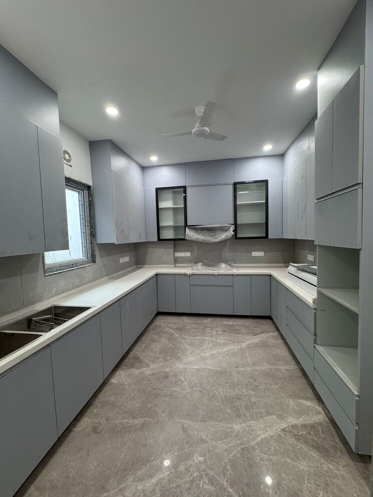 Kitchen, greater kailash 4 Bedroom 311 Sq.Yd. Builder Floor In Greater Kailash Delhi 9256473