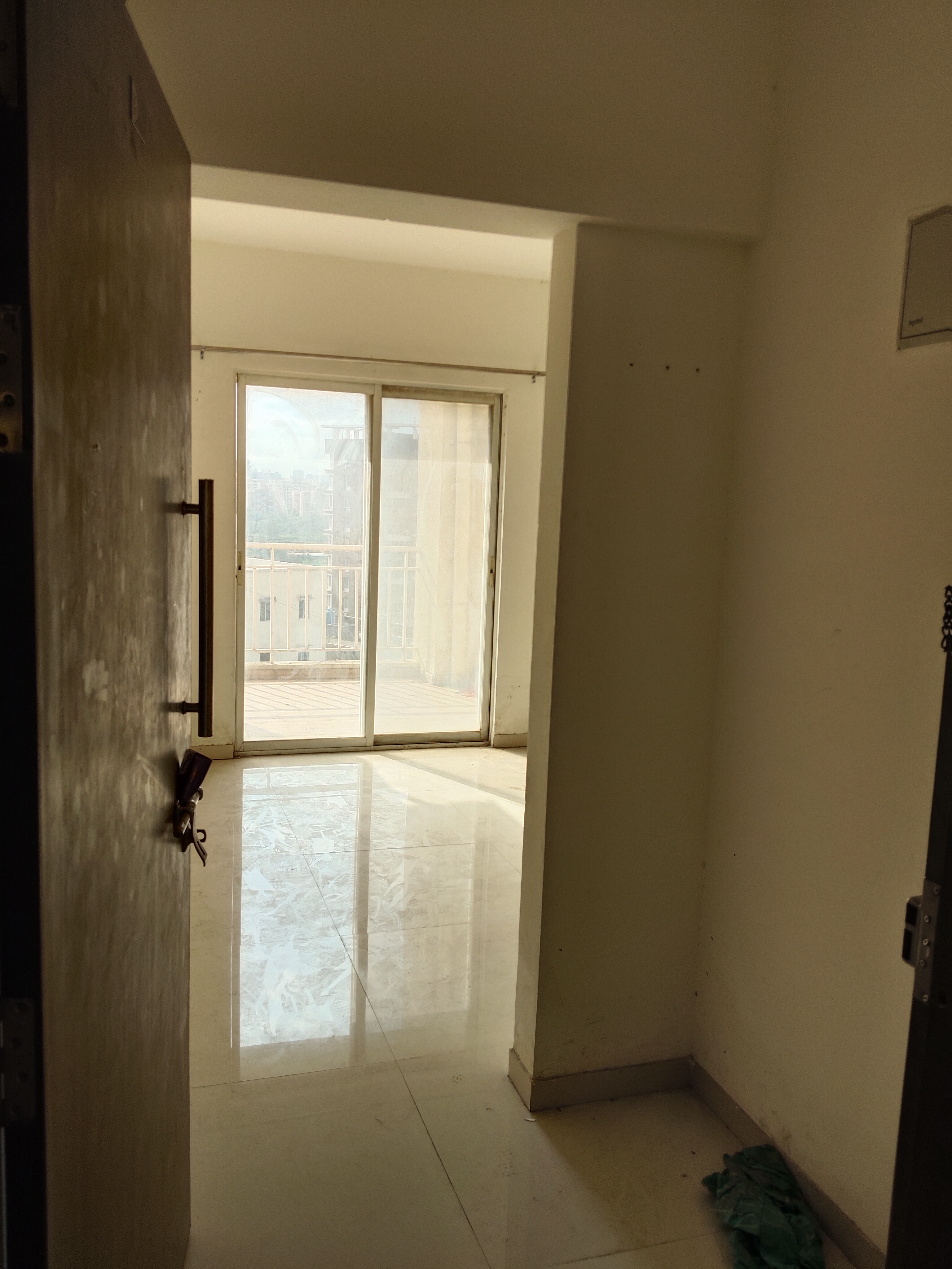 2 BHK Apartment For Rent in Urban The Landmark