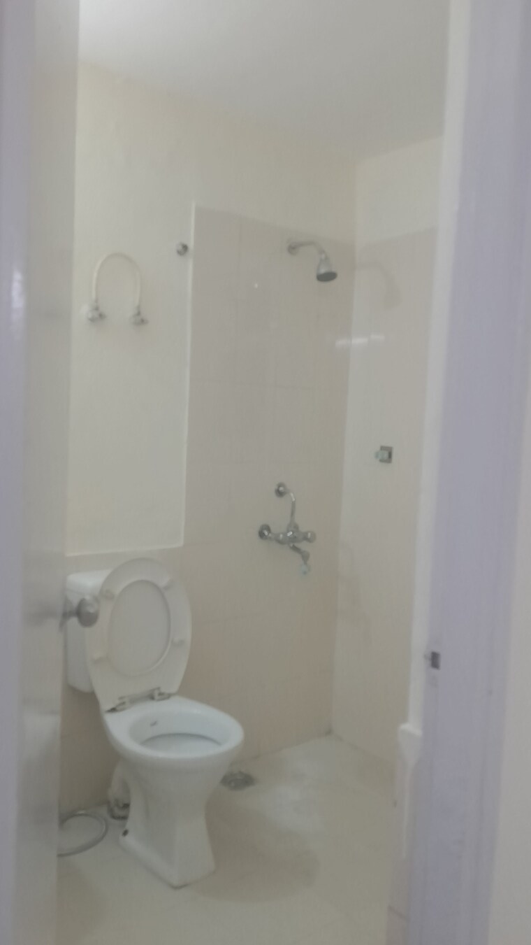 Bathroom, sare-home 3.5 Bedroom 1650 Sq.Ft. Builder Floor In Sector 92 Gurgaon 9256510