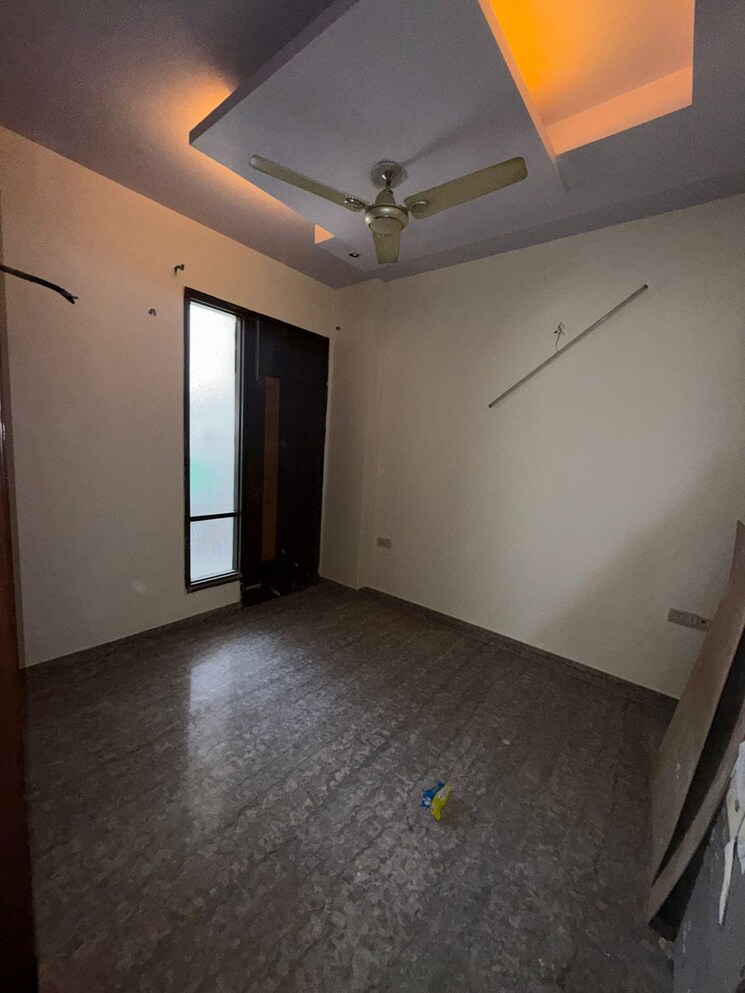 Room, navbharat-apartments 3 Bedroom 1250 Sq.Ft. Apartment In Paschim Vihar Delhi 9256514