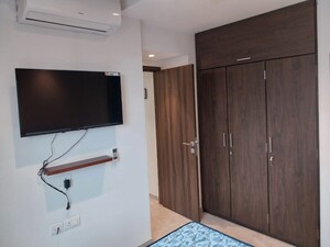 Furnished Amenities in 1 BHK Apartment at Hiranandani Regent Hill, Powai – for Rent