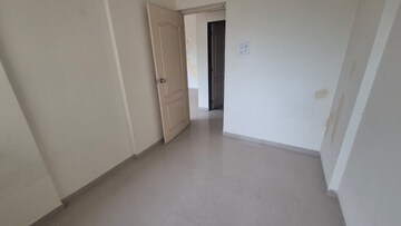 Room in 2 BHK Apartment at Nyati Ethos, Undri – for Rent
