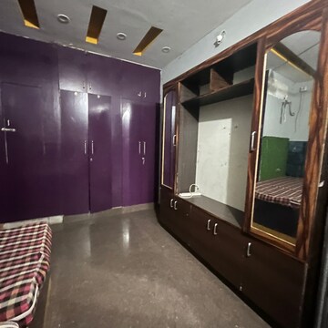 Room in 1 BHK Builder Floor at Chattarpur – for Rent
