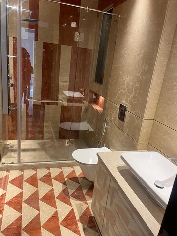 Kitchen in 3 BHK Builder Floor at Sarvapriya Vihar – for Rent