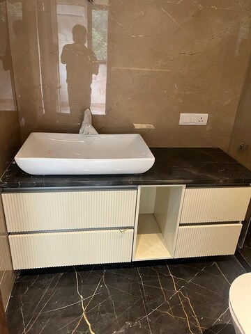 Kitchen in 3 BHK Builder Floor at Sarvapriya Vihar – for Rent