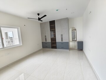 Room in 3 BHK Apartment at Hallmark Skyrena, Narsingi – for Rent