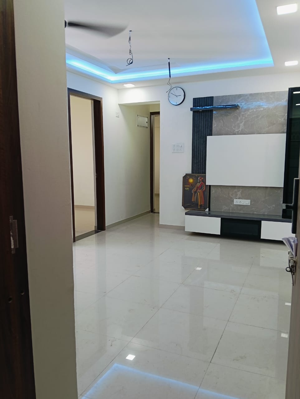 2 BHK Apartment For Rent in Vardhaman Moonstone