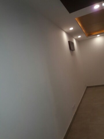 Room in 2 BHK Builder Floor at Lajpat Nagar 4 – for Rent