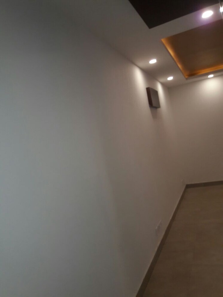 Room, lajpat nagar 4 2 Bedroom 1090 Sq.Ft. Builder Floor In Lajpat Nagar 4 Delhi 9256667