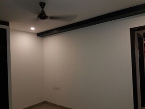 Room in 2 BHK Builder Floor at Lajpat Nagar 4 – for Rent
