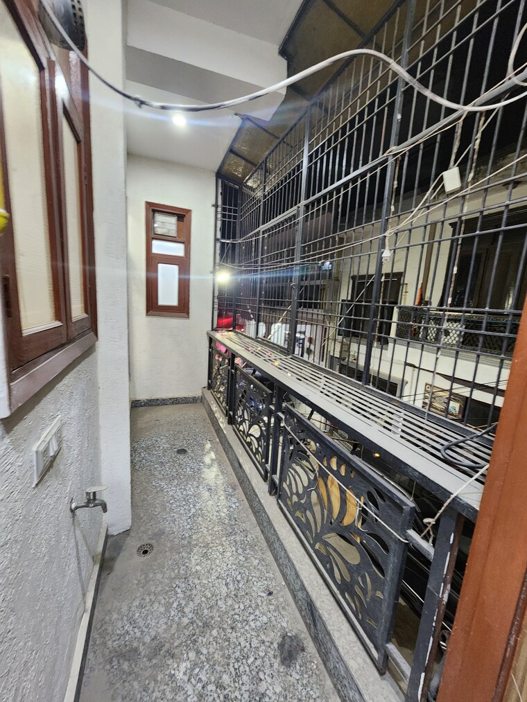 Exterior View, chattarpur 2 Bedroom 650 Sq.Ft. Builder Floor In Chattarpur Delhi 9256684