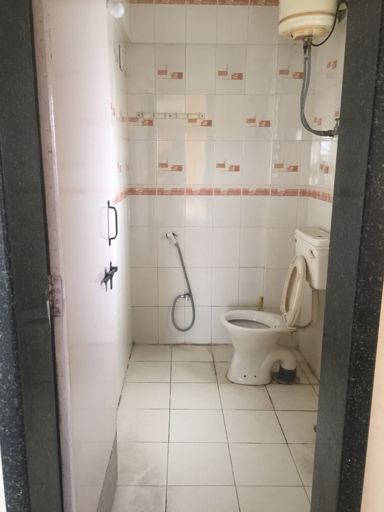 Bathroom, bavdhan 2 Bedroom 784 Sq.Ft. Apartment In Bavdhan Pune 9256705