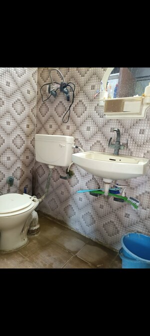 Bathroom in 2 BHK Apartment at Mayur Vihar Phase 1 – for Rent