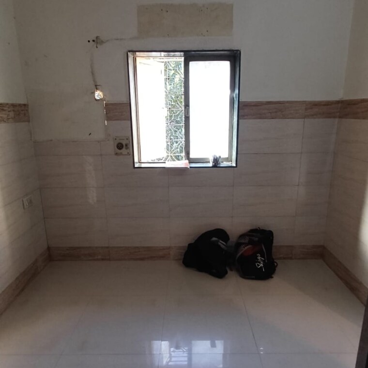 Room, goregaon east 1 Bedroom 410 Sq.Ft. Apartment In Goregaon East Mumbai 9256745