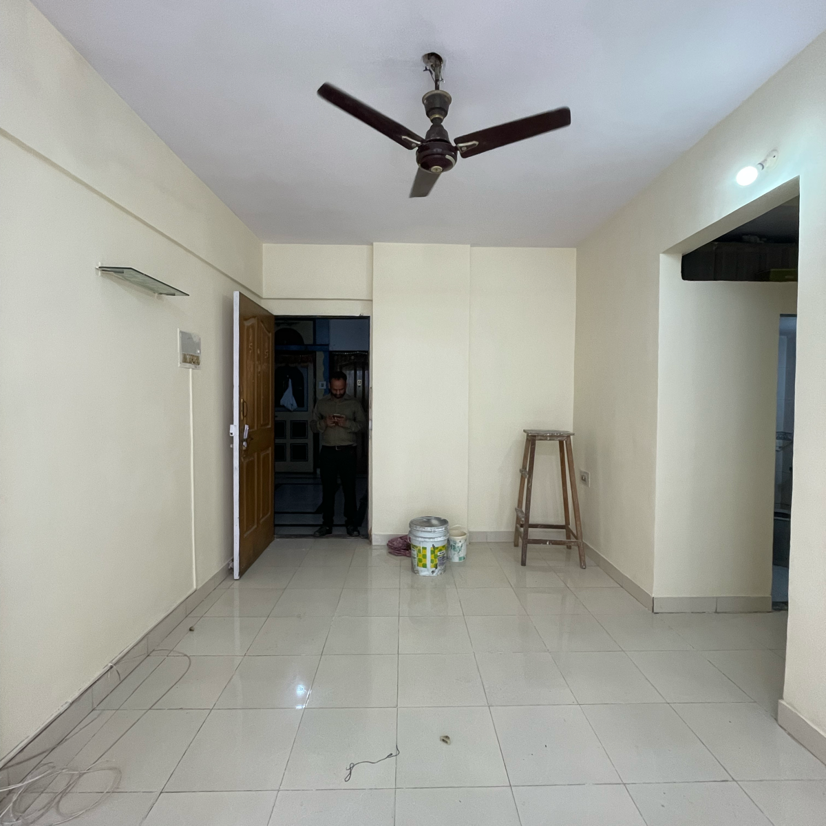 1 BHK Apartment For Rent in Kshitiz Complex