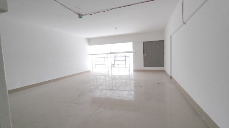 Room, raheja-tesla-industrial Commercial Shop 750 Sq.Ft. In Midc Industrial Area Navi Mumbai 9256804