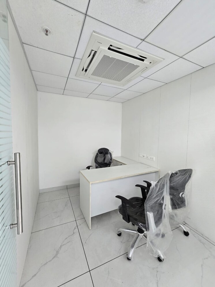 Team Area, rupa-solitaire Commercial Office Space 5319 Sq.Ft. In Kopar Khairane Navi Mumbai 9256868