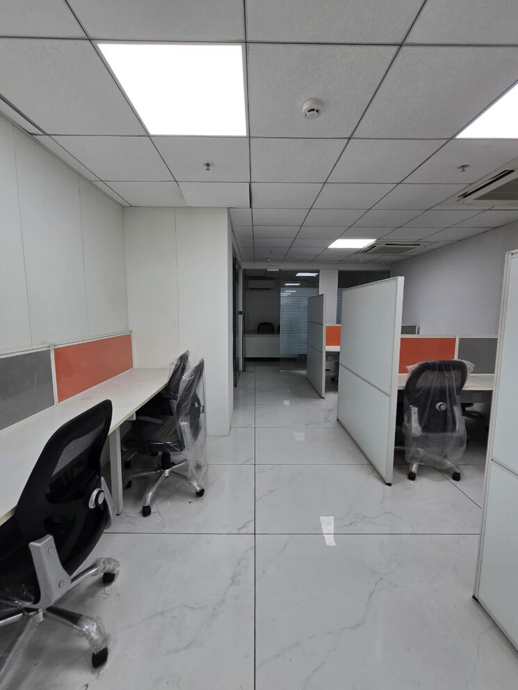 Team Area, rupa-solitaire Commercial Office Space 5319 Sq.Ft. In Kopar Khairane Navi Mumbai 9256868