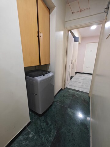 Furnished Amenities in 2 BHK Apartment at Hiranandani Estate Nova, Thane West – for Rent