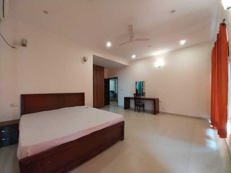 Bedroom, rwa-apartments-sector-92 4 Bedroom 350 Sq.Mt. Independent House In Sector 92 Noida 9256918