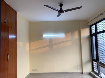 Furnished Amenities in 3 BHK Apartment at Vip Road – for Rent