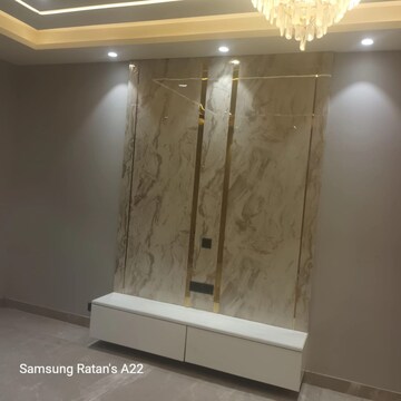 Room in 4 BHK Apartment at Ambience Caitriona, Sector 24 – for Sale