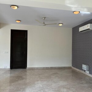 Room in 4 BHK Villa at Vipul Tatvam Villas, Sector 48 – for Sale