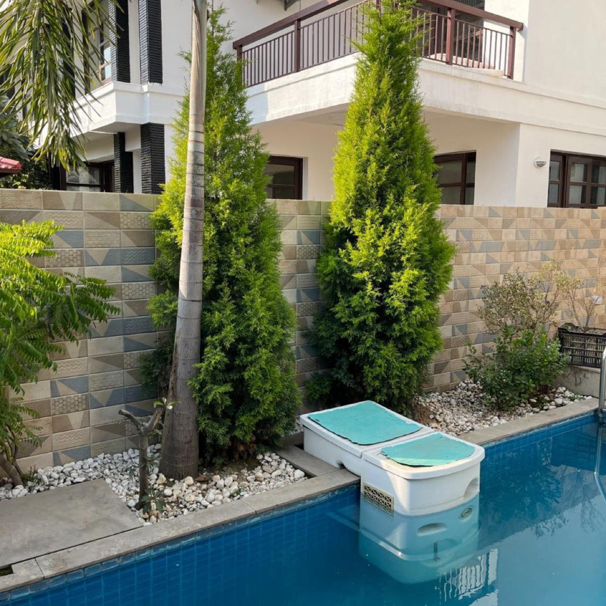 4 BHK + Servant Room,Extra Room 360 Sq.Yd. Villa in Vipul Tatvam Villas
