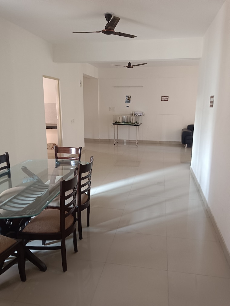 undefined, jasola 3 Bedroom 166 Sq.Yd. Apartment In Jasola Delhi 9257161