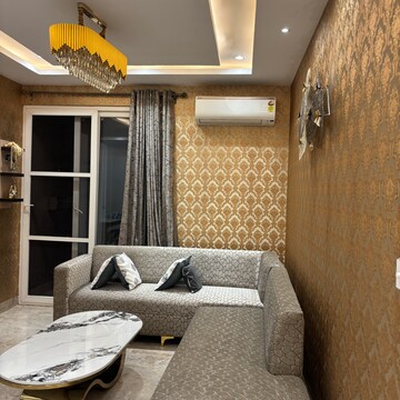Team Area in 3 BHK Apartment at High Ground – for Rent