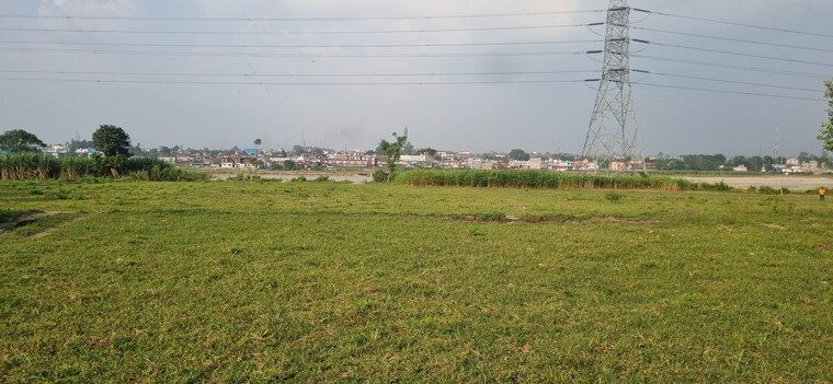 Garden, shimla bypass road  153 Sq.Yd. Plot In Shimla Bypass Road Dehradun 9253042