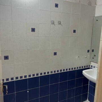Bathroom in 3 BHK Apartment at Valley View Residency, Banjara Hills – for Rent