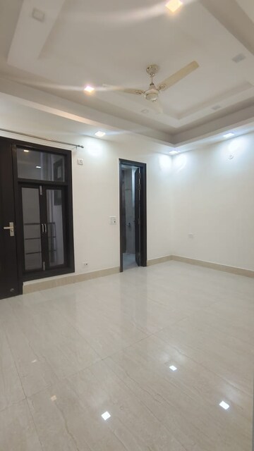 Room in 3 BHK Builder Floor at Risland Sky Mansion, Chattarpur – for Rent