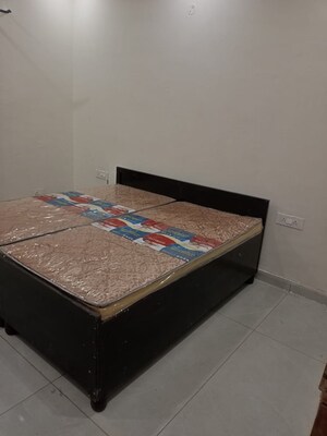 Bedroom in 3 BHK Apartment at Skynet Towers, Patiala Road – for Rent