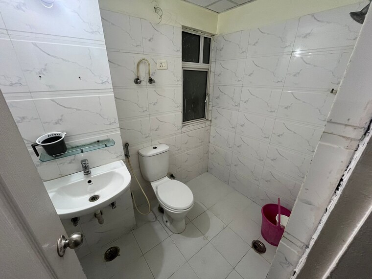 Bathroom, eureka-diya-green-city 2 Bedroom 968 Sq.Ft. Apartment In Raj Nagar Extension Ghaziabad 9257285