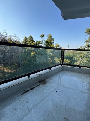 Balcony in 2 BHK Builder Floor at Palm Residency Chhatarpur, Chattarpur – for Rent