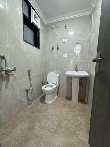 Bathroom in 2 BHK Builder Floor at Palm Residency Chhatarpur, Chattarpur – for Rent