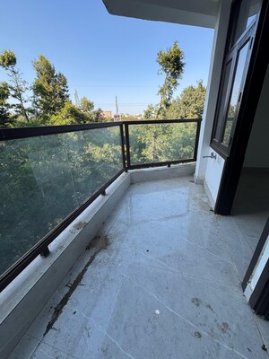 Balcony in 2 BHK Builder Floor at Palm Residency Chhatarpur, Chattarpur – for Rent