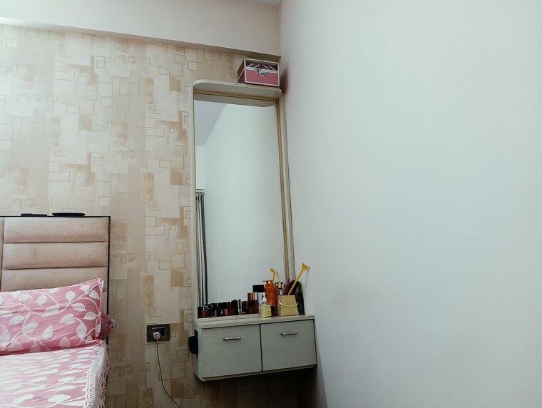 undefined, landcraft-golflinks-plaza 3 Bedroom 1452 Sq.Ft. Apartment In Pandav Nagar Ghaziabad 9257280